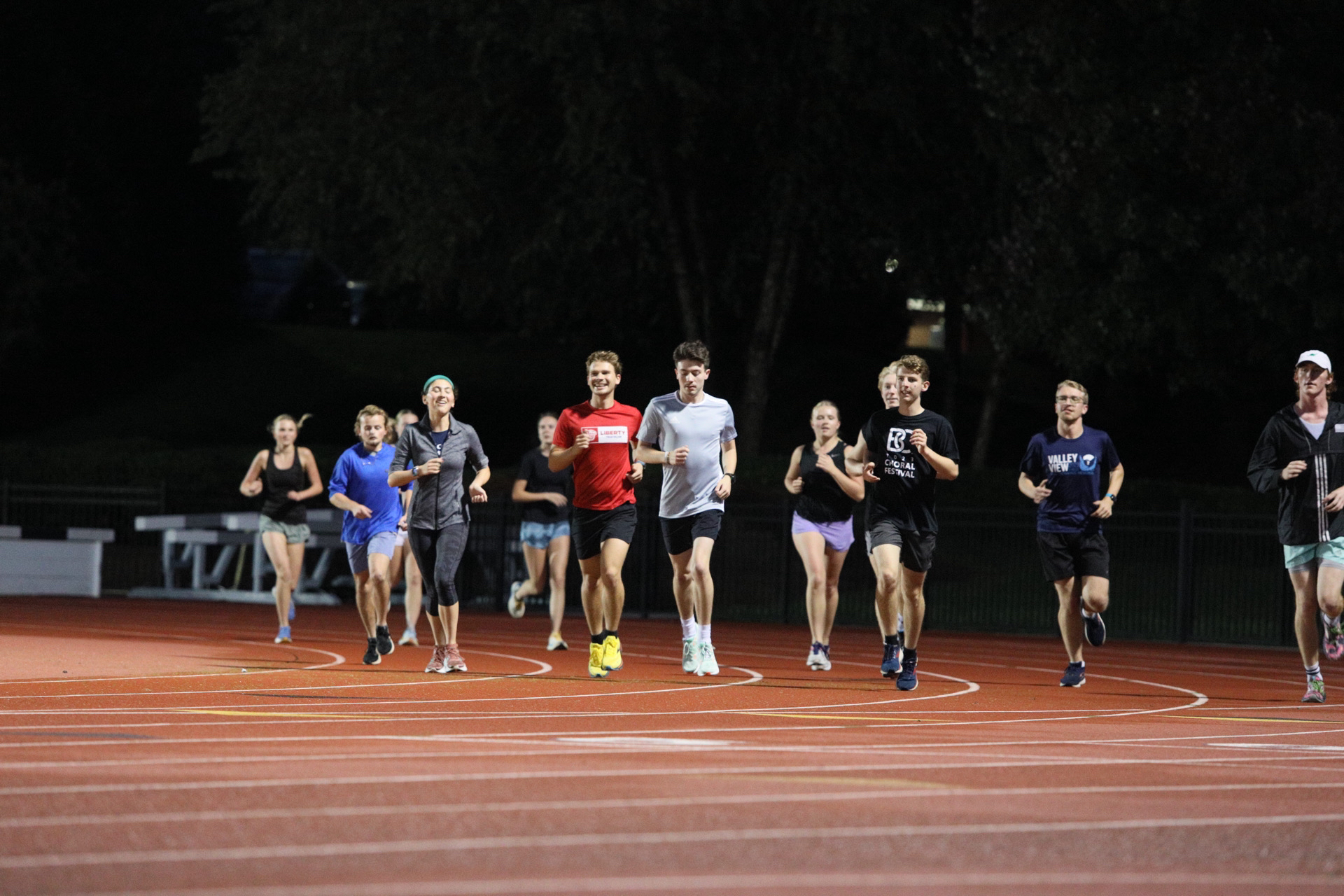runners running toward the camera